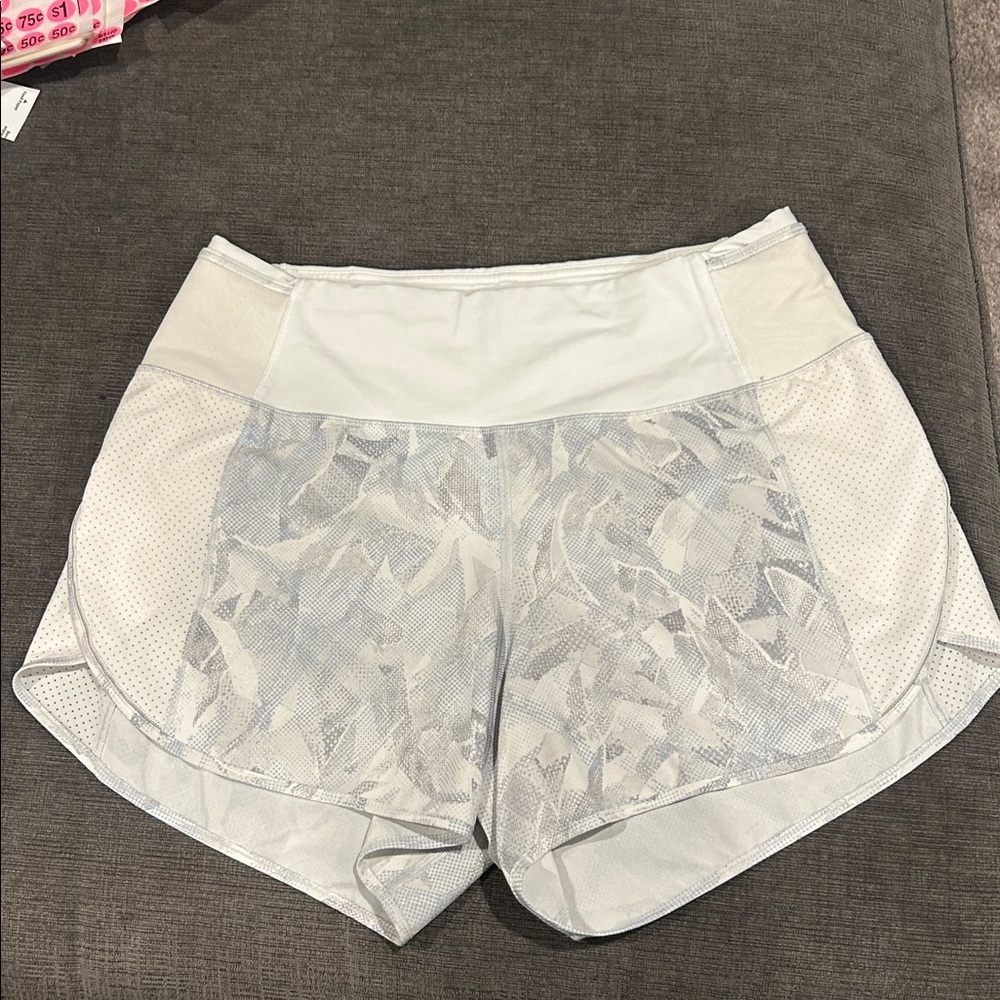 Lululemon Athletica White lined Athletic Shorts size 6